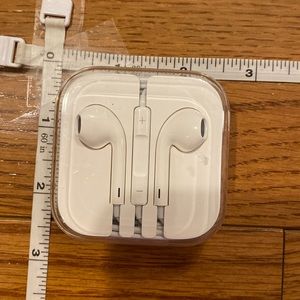 IPhone headphones with regular stick jack